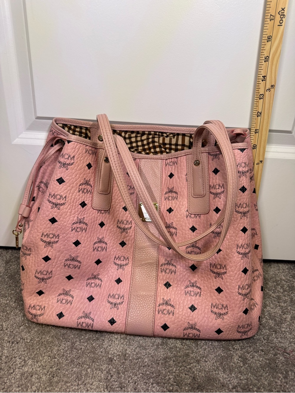 MCM Pink Visetos Tote with Detachable Pouch - Picture 16 of 16